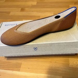 Rothy’s - fawn size 8